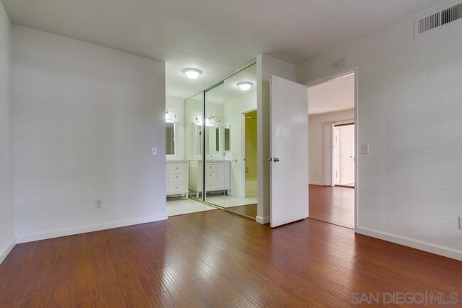 Building Photo - 13115 Wimberly Square
