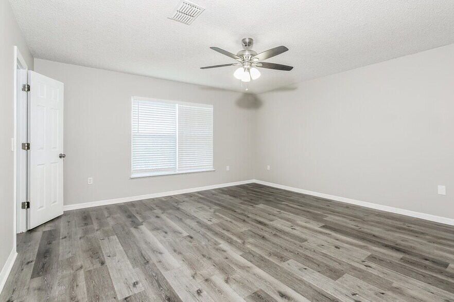 Building Photo - 3031 Elbib Dr