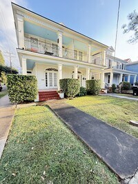 Building Photo - 1133 Fern St