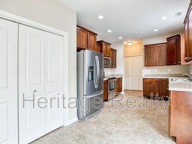 Building Photo - 10728 Gable Run Dr