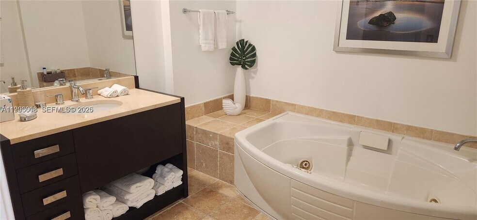 Building Photo - 150 Sunny Isles Blvd