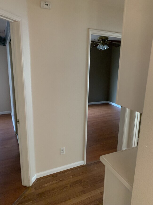 Building Photo - 38650 Juniper Tree Rd