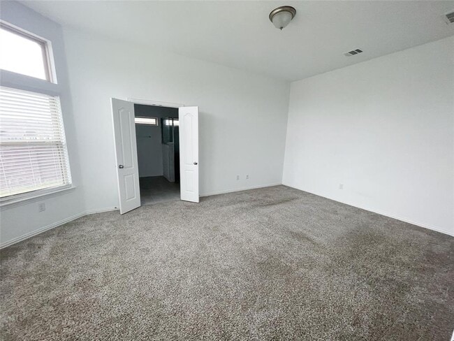 Building Photo - 1033 Leadtree Loop
