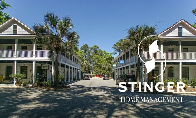 Building Photo - 14 Hayek St