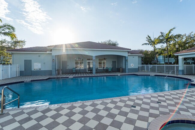 Building Photo - 3635 Sonoma Dr