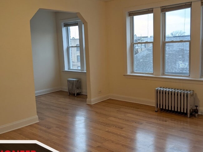 Building Photo - 2600 N Kimball Ave