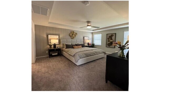 Building Photo - New 4/2.5 Townhome Near Lake Conestee and ...