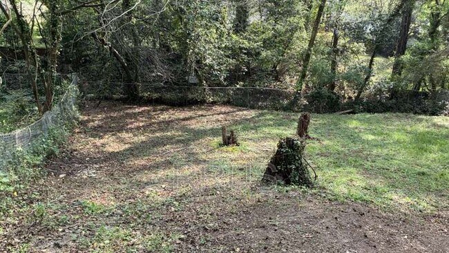 Building Photo - 2176 Lilac Ln