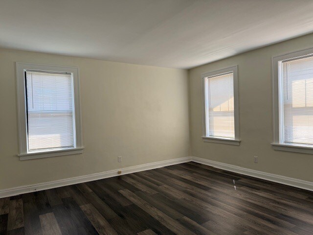 Building Photo - 2315 Park Ave