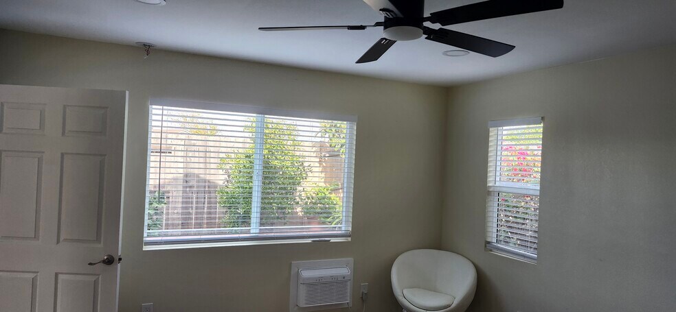 Building Photo - 7774 Jade Coast Rd