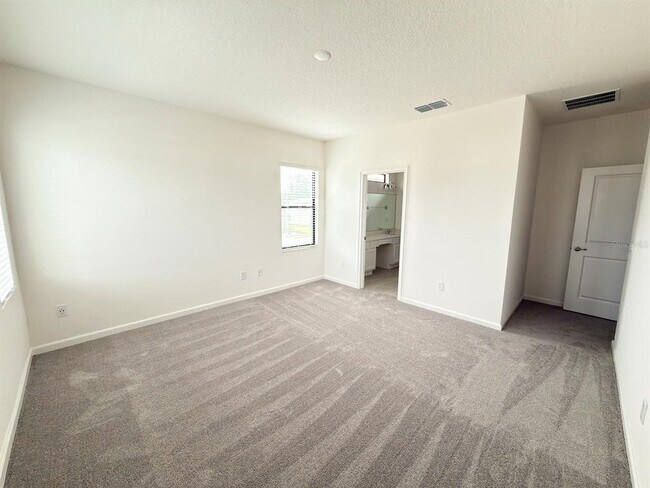 Building Photo - 1323 Butterfly Orchid Rd