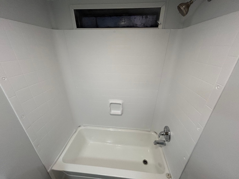 Building Photo - 1032 Deborah Ln