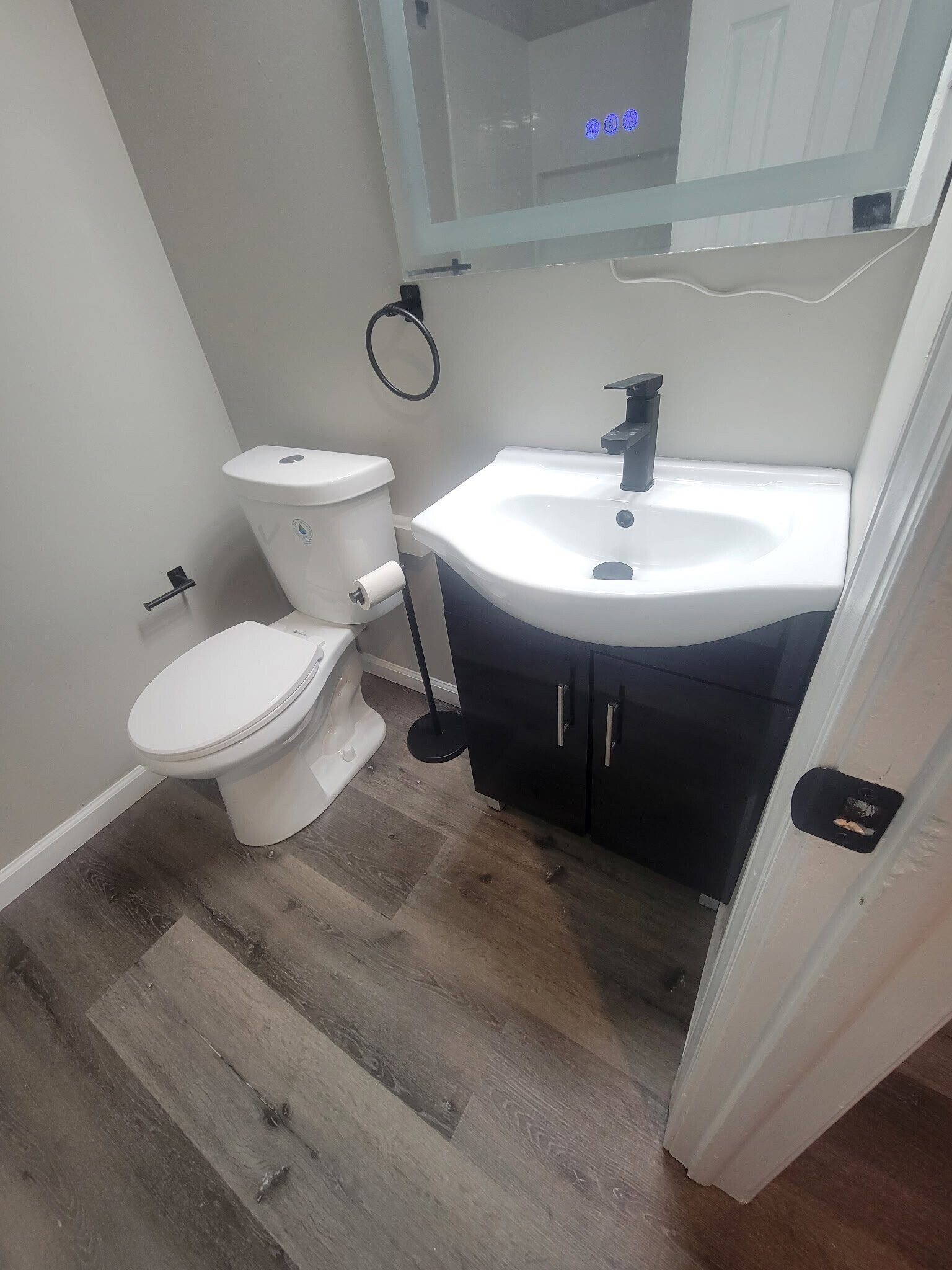 Building Photo - 612 Homestead Rd