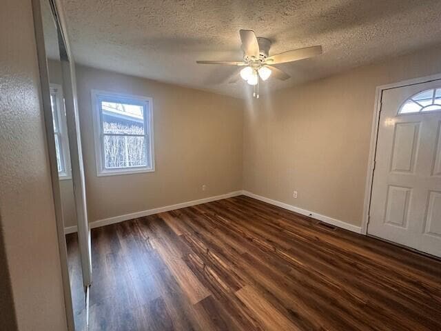 Building Photo - 622 Eiserman Ave