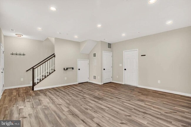 Building Photo - 17833 Porter Rd