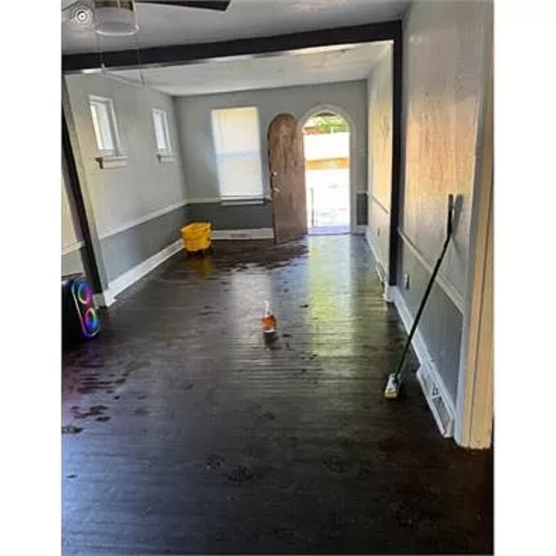 Building Photo - 7316 Park Dr