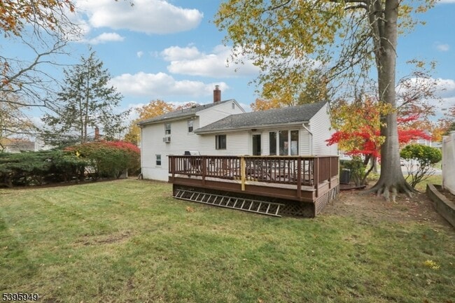 Building Photo - 145 Vivian Ave