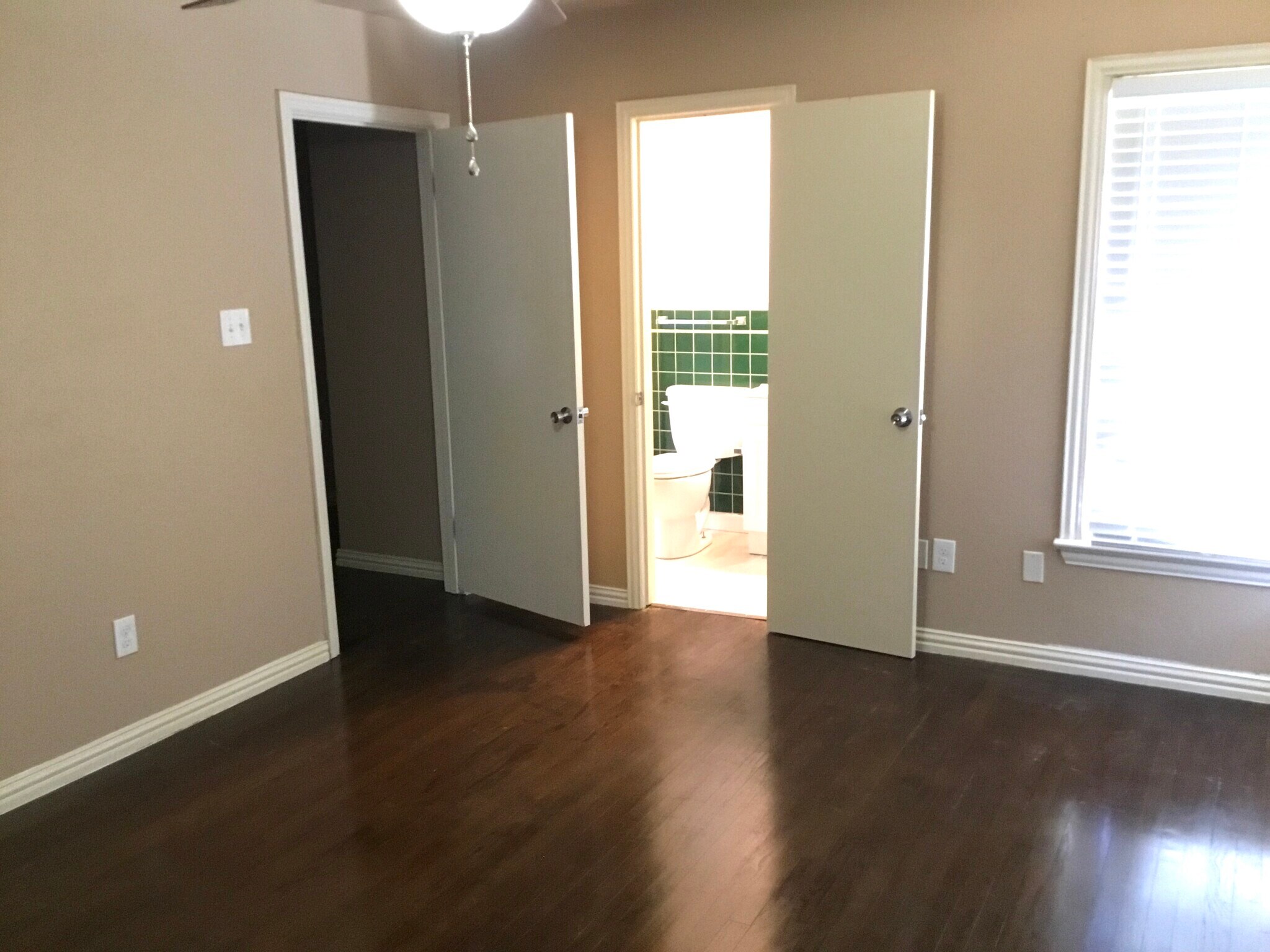 Building Photo - 3355 Bilglade Rd