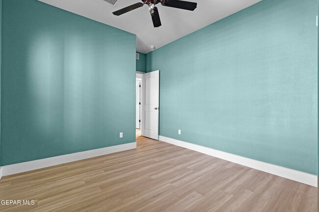 Building Photo - 13538 Lawkland St