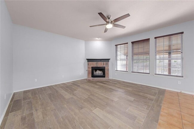 Building Photo - 1136 Beechwood Dr