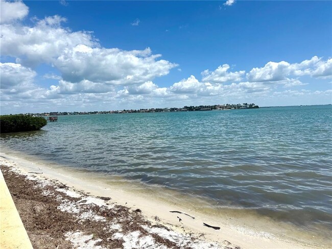 Building Photo - 5700 Escondida Blvd S