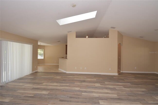 Building Photo - 54 Postwood Dr