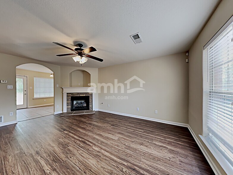 Building Photo - 6652 Clingmans Cv