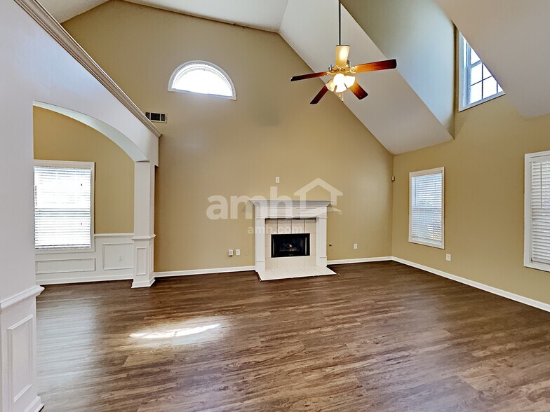 Building Photo - 1298 Tumblerock Ct