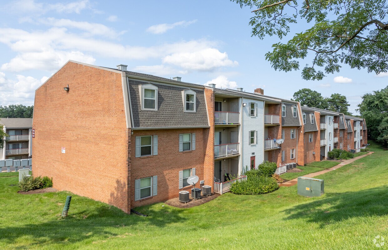 Summer Ridge Hyattsville