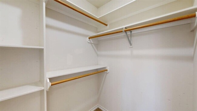 Building Photo - 235 Stuttgart Cir