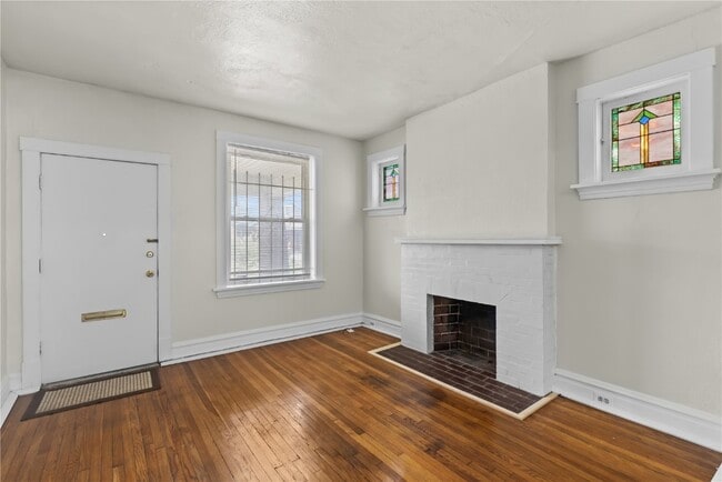 Building Photo - 5202 Delor St