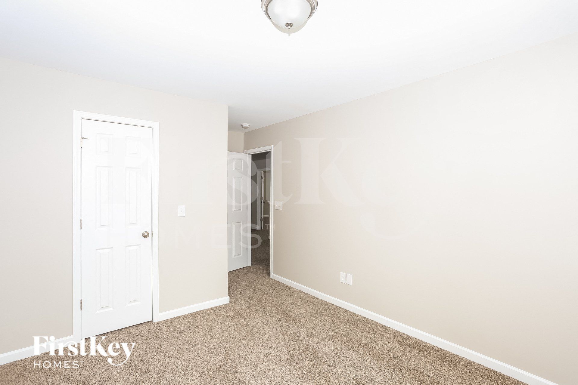 Building Photo - 2250 Laurens Dr