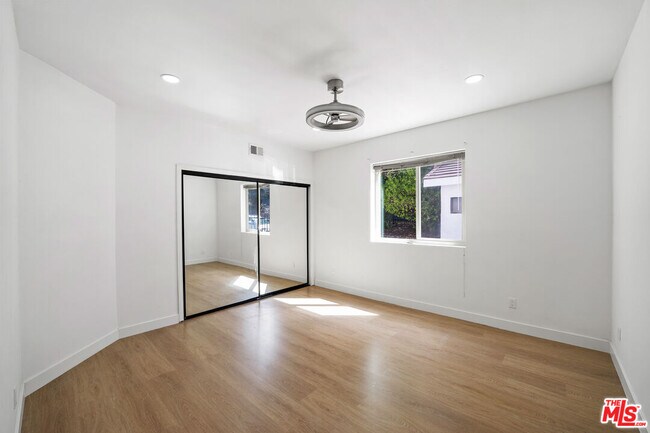 Building Photo - 24228 Dry Canyon Cold Creek Rd