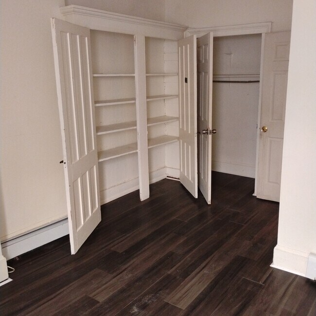 Building Photo - 56 3rd Ave