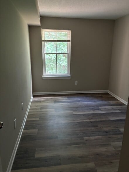 Bedroom 2 - 11611 Stoneview Sq