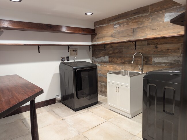 Basement Laundry Room - 93 Ridge Rd