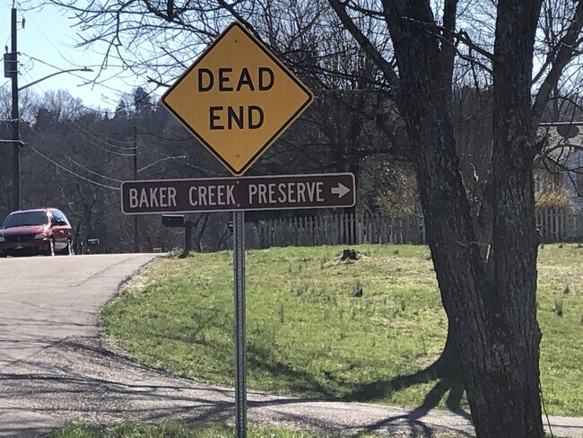 Building Photo - 3608 S Haven Rd