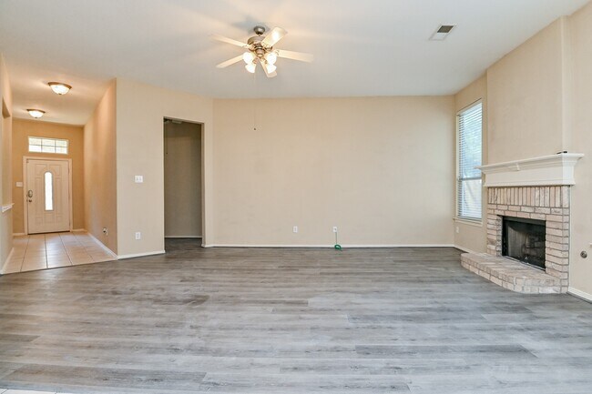 Building Photo - 719 Levi Bend