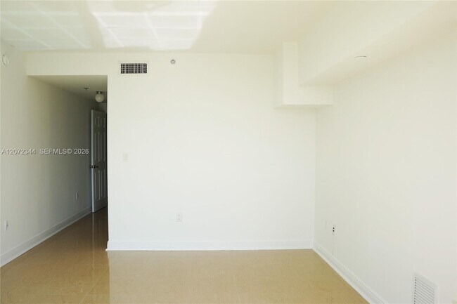 Building Photo - 6362 Collins Ave