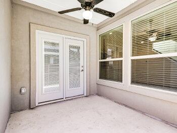 Building Photo - 411 Parkline Dr