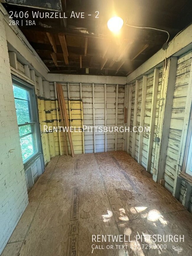 Building Photo - 2 Bedroom Duplex in Pittsburgh - Half Off ...