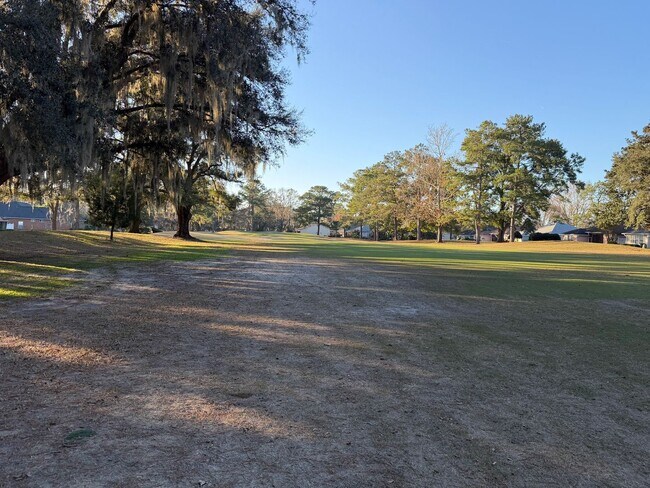 Building Photo - Pet Friendly 3BR/2BA House in Desirable Turkey Creek