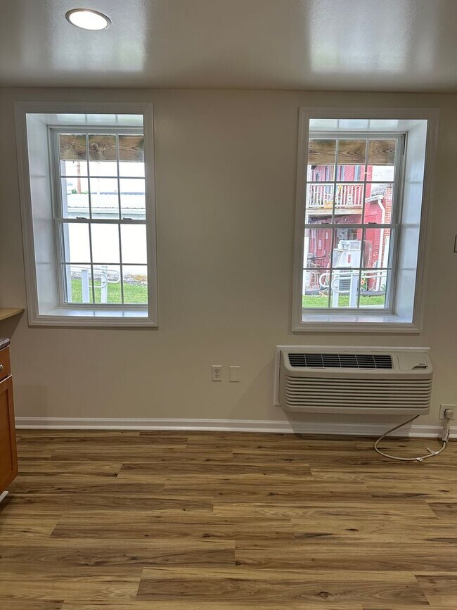 Building Photo - 36-40 W. Market Street