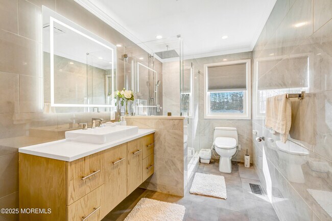 Building Photo - 7 Oak Tree Ln