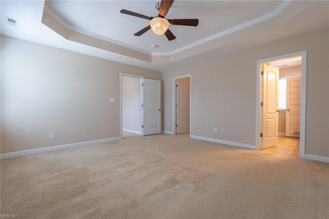 Building Photo - 302 Milton Ct