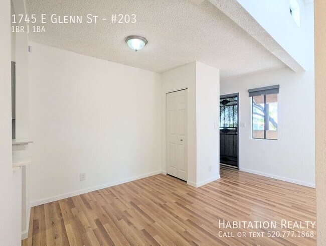 Building Photo - 1745 E Glenn St