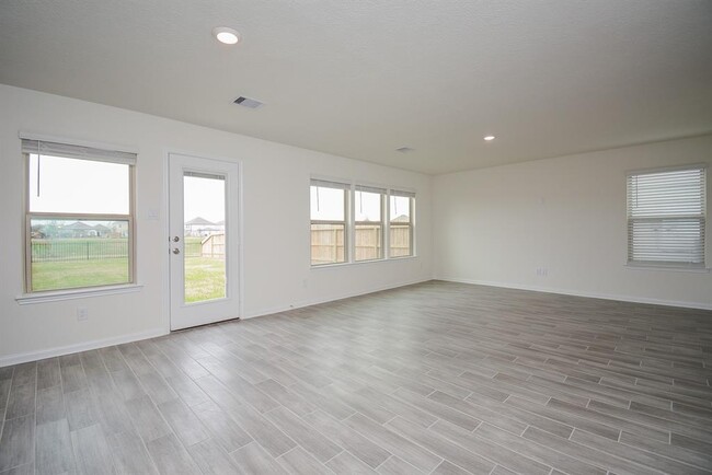 Building Photo - 4930 Lucky Fawn Ln