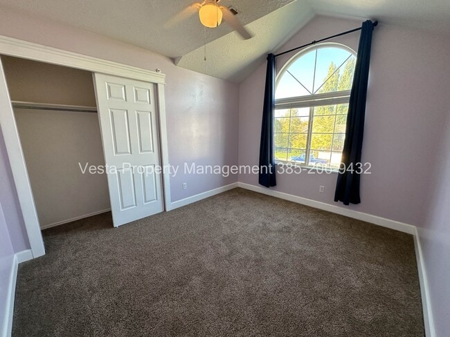 Building Photo - 1526 N 2530 W