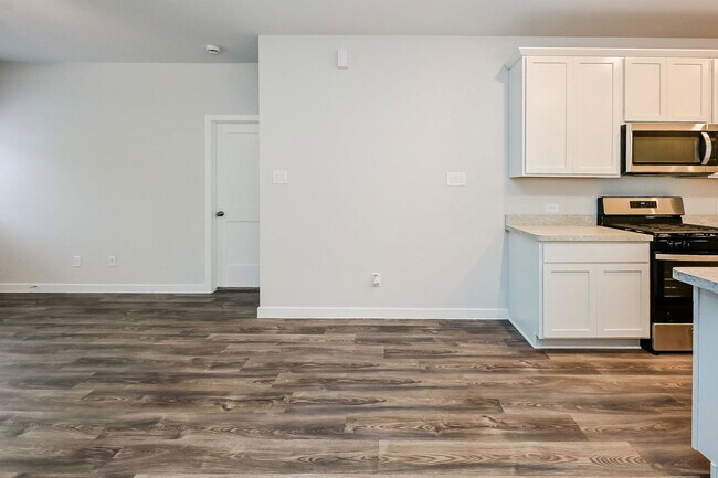 Building Photo - 17014 Pandora Wy