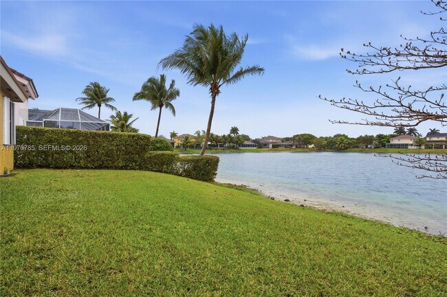 Building Photo - 575 SE 29th Dr